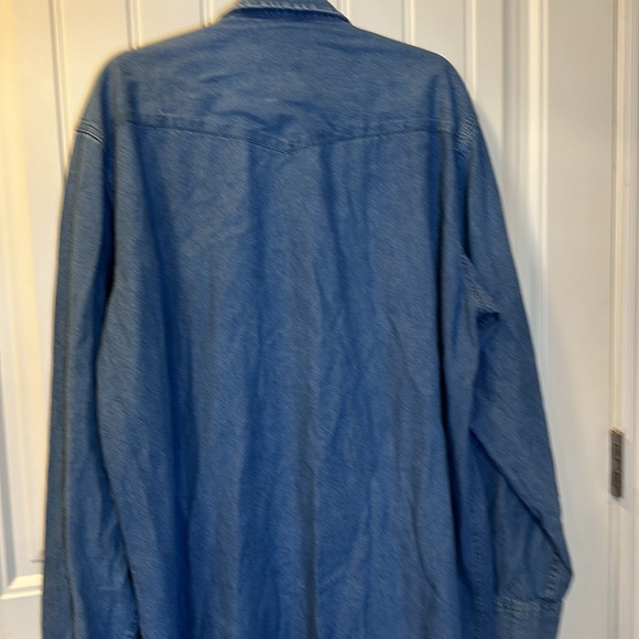 Real Ranch Workwear 2XLT Men’s with pearl snaps. Good used condition. - Picture 8 of 9